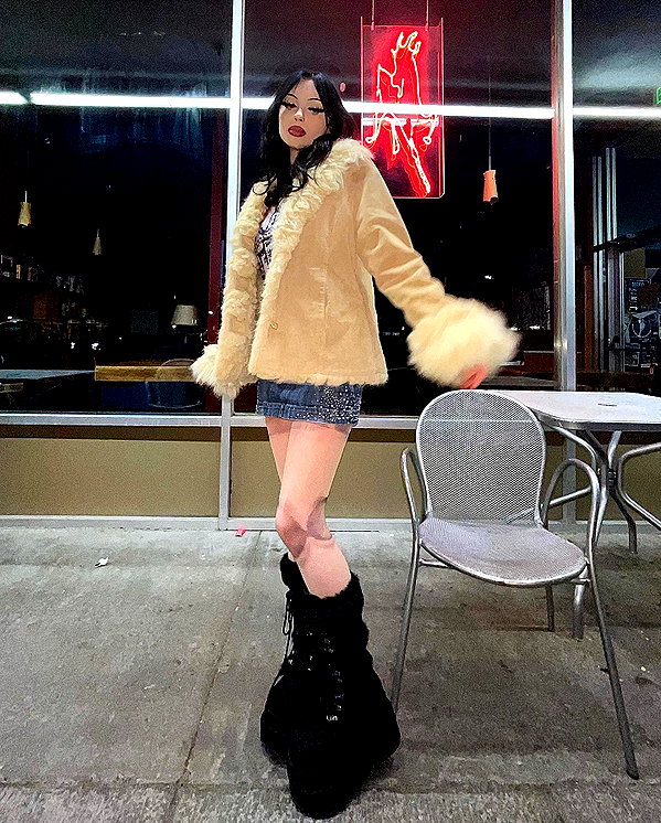 e1or4 instagram image archive image