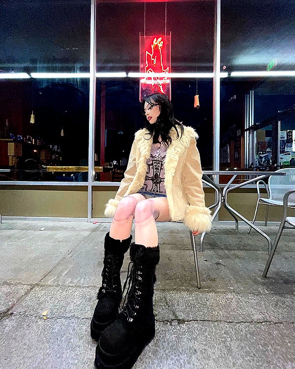 e1or4 instagram image archive image
