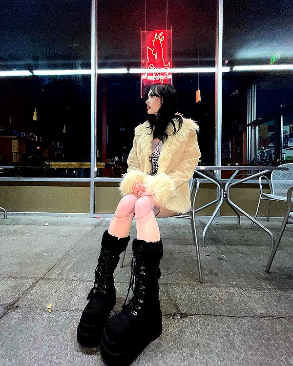 e1or4 instagram image archive image