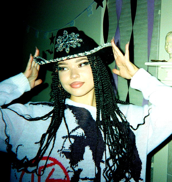 e1or4 instagram image archive image