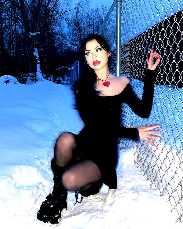 e1or4 instagram image archive image