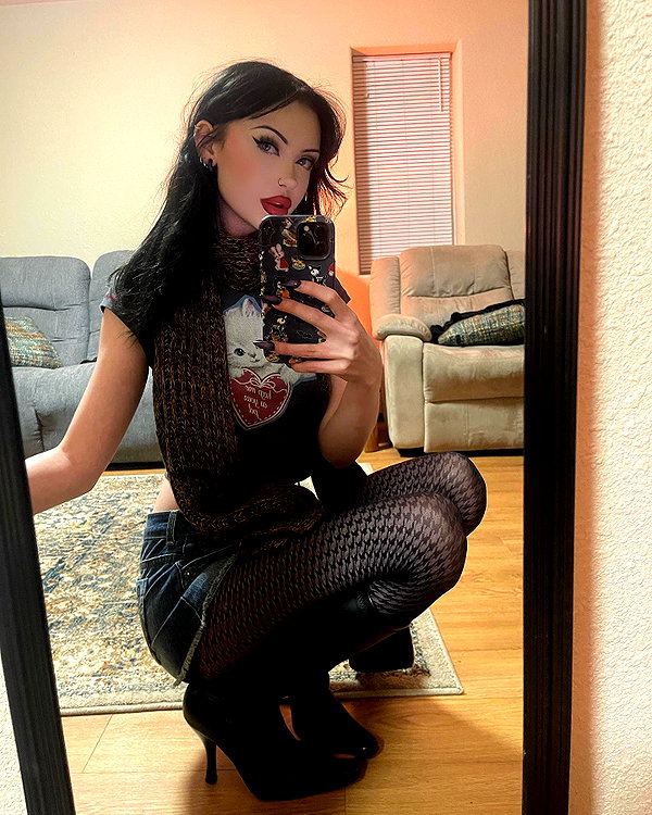 e1or4 instagram image archive image