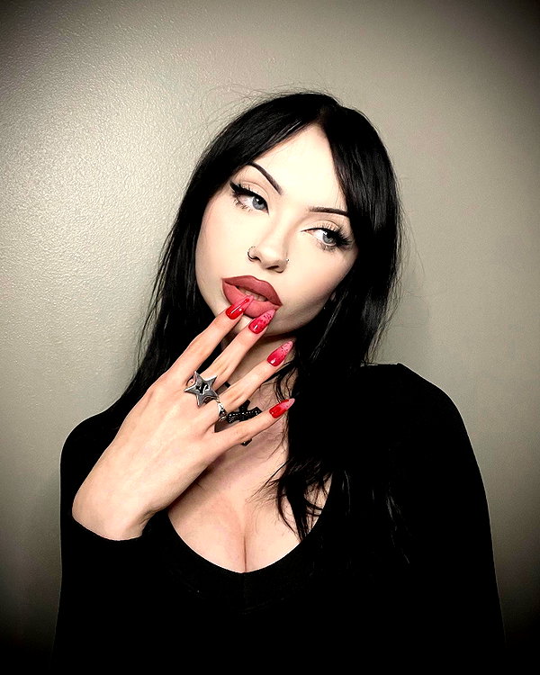 e1or4 instagram image archive image