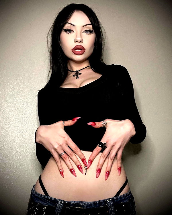 e1or4 instagram image archive image