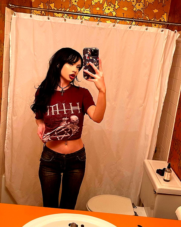 e1or4 instagram image archive image