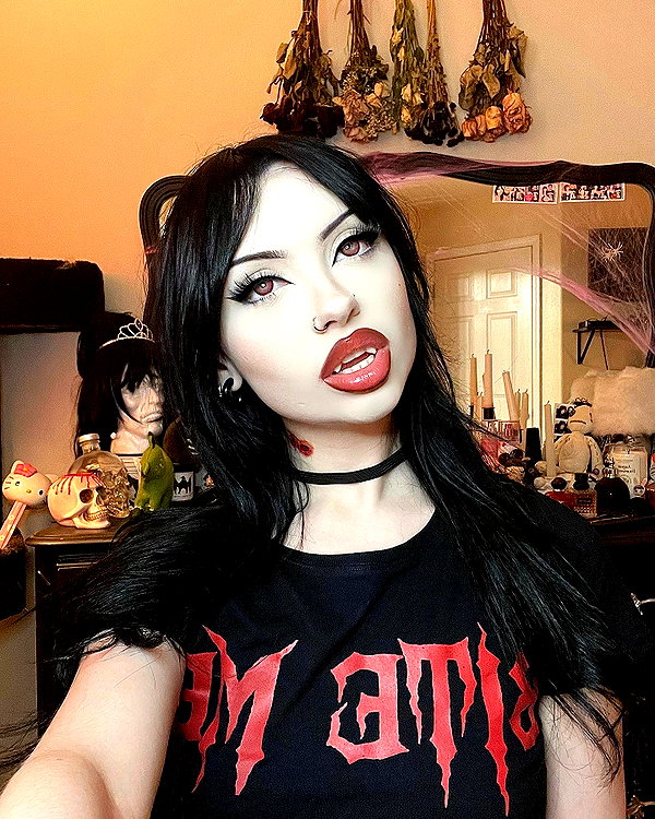 e1or4 instagram image archive image