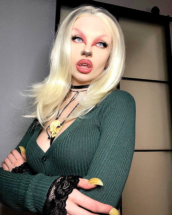 e1or4 instagram image archive image