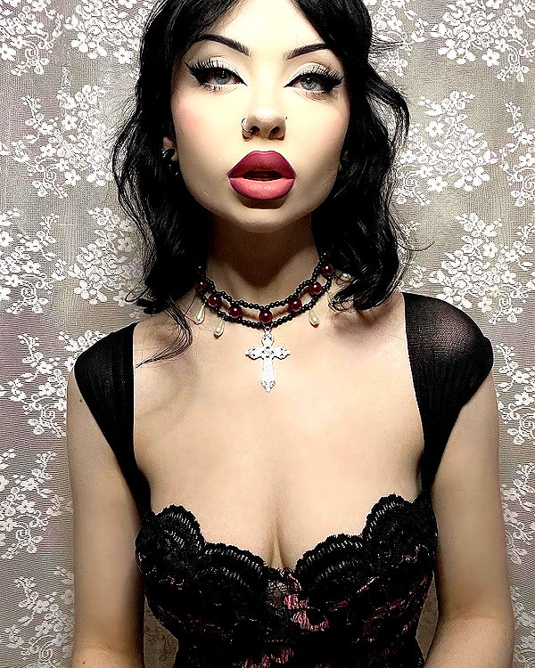 e1or4 instagram image archive image