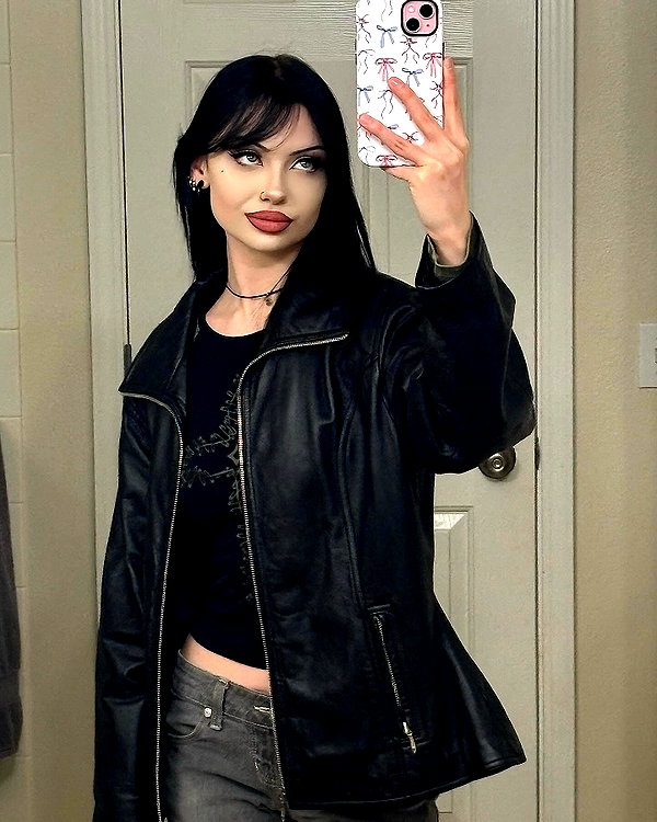 e1or4 instagram image archive image
