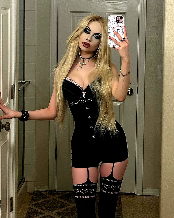 e1or4 instagram image archive image