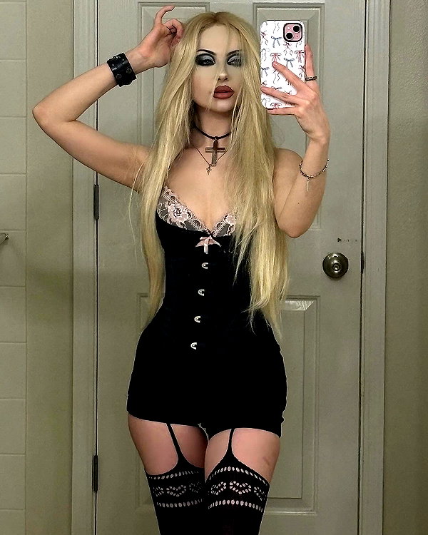 e1or4 instagram image archive image