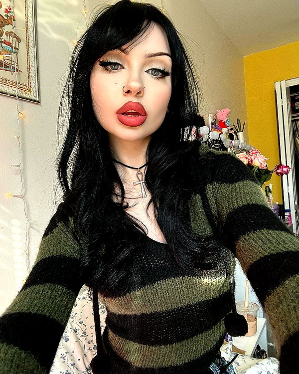 e1or4 instagram image archive image