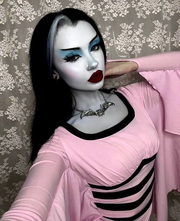 e1or4 instagram image archive image