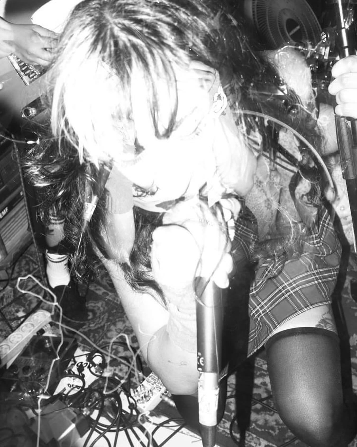 elianachetrit instagram image archive image