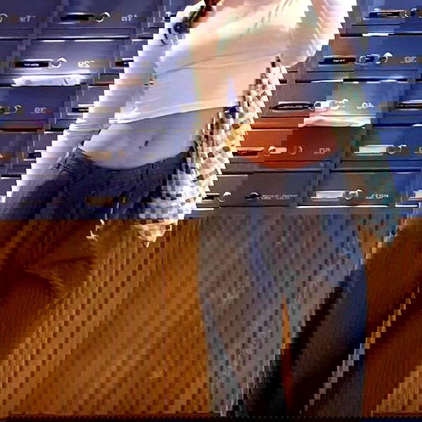 elianachetrit image ~ Altpins