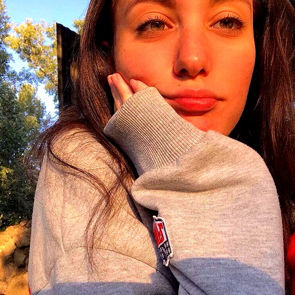 elika_shev instagram image archive image