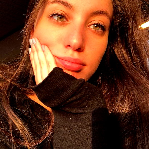 elika_shev instagram image archive image
