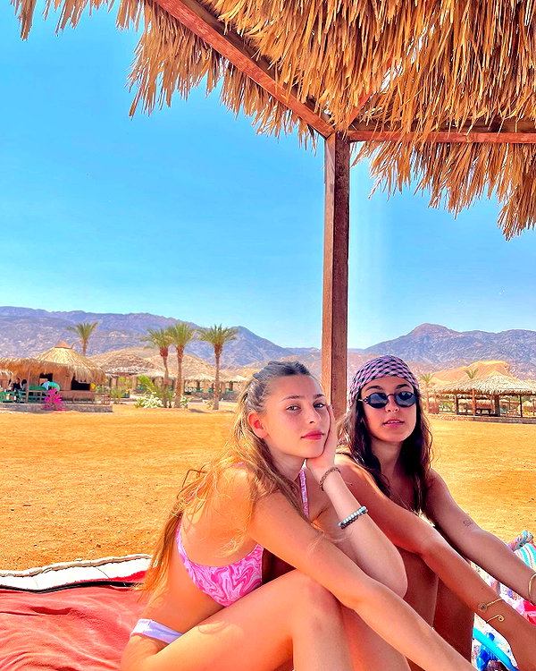 ella_netzer8 instagram image archive image