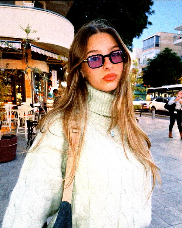 ella_netzer8 instagram image archive image