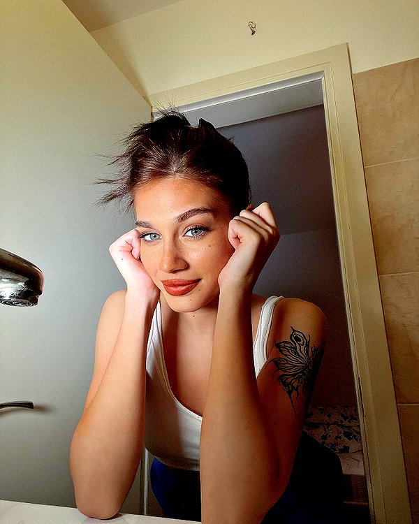 ellalee instagram image archive image
