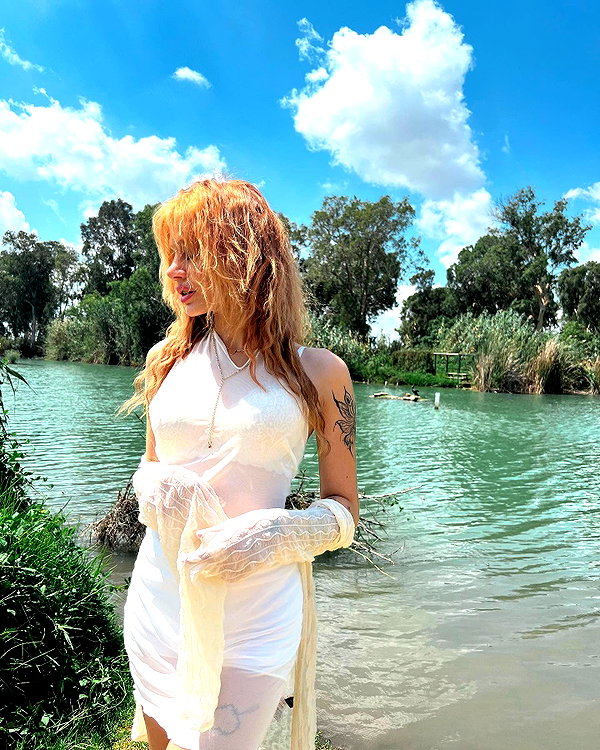 ellalee instagram image archive image