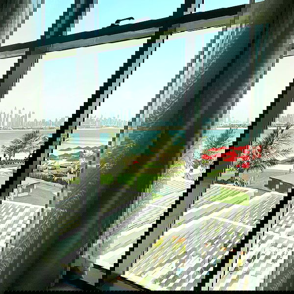 ellamwatts_ ellamwatts_ archive image