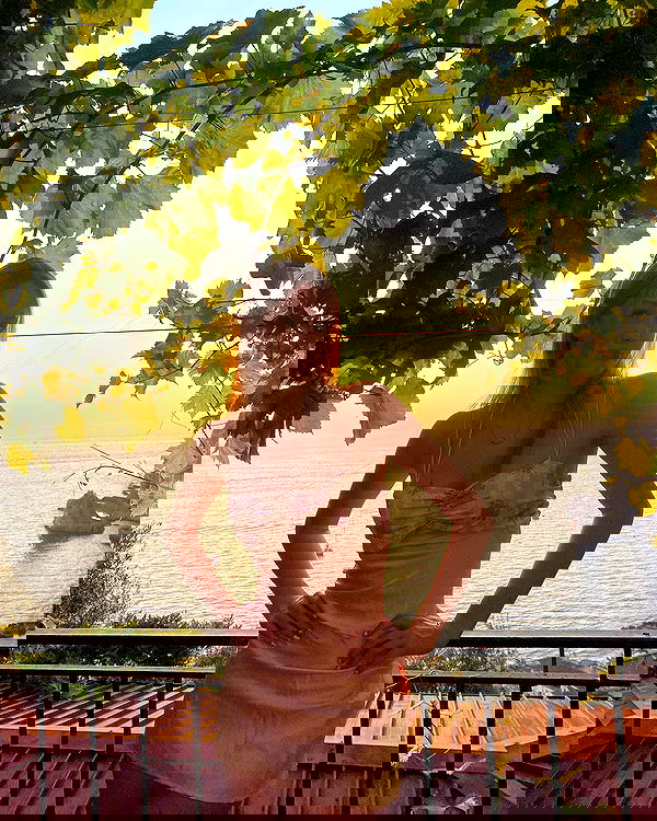 ellamwatts_ ellamwatts_ archive image