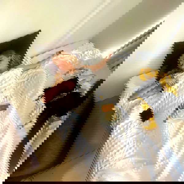 ellamwatts_ ellamwatts_ archive image