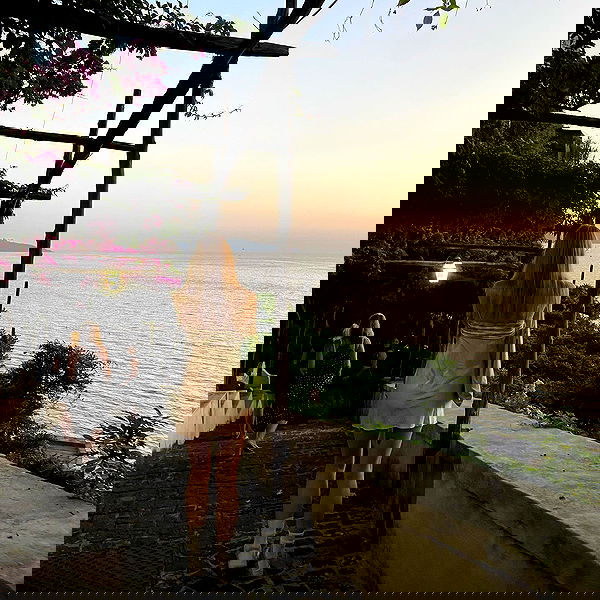 ellamwatts_ ellamwatts_ archive image