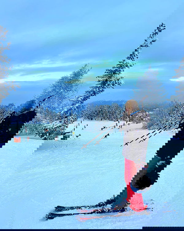 ellamwatts_ ellamwatts_ archive image