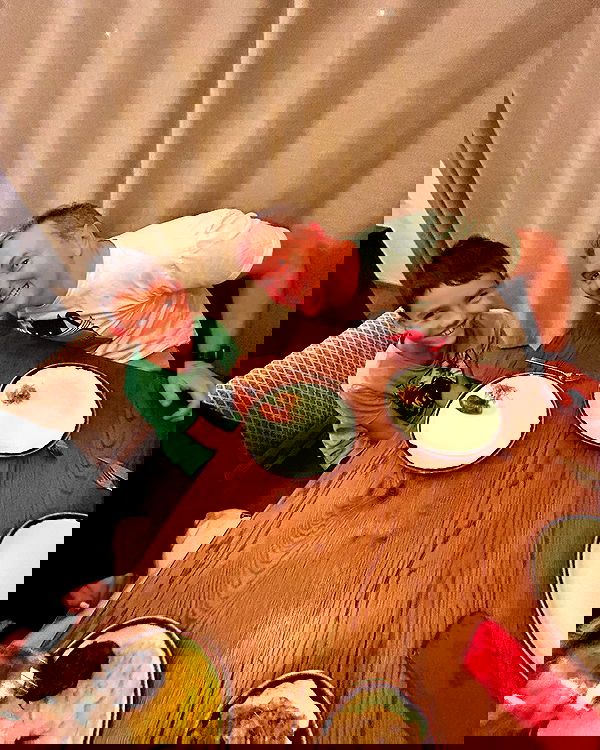 ellamwatts_ ellamwatts_ archive image