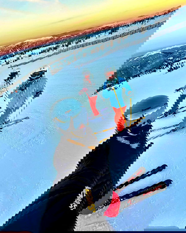 ellamwatts_ ellamwatts_ archive image