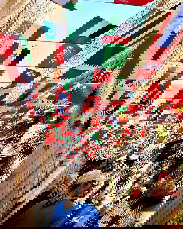 ellamwatts_ ellamwatts_ archive image