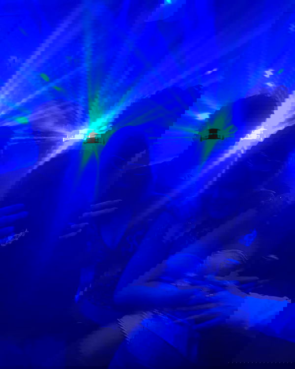 ellamwatts_ ellamwatts_ archive image