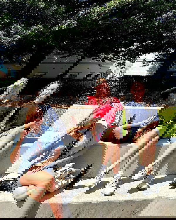 ellamwatts_ ellamwatts_ archive image