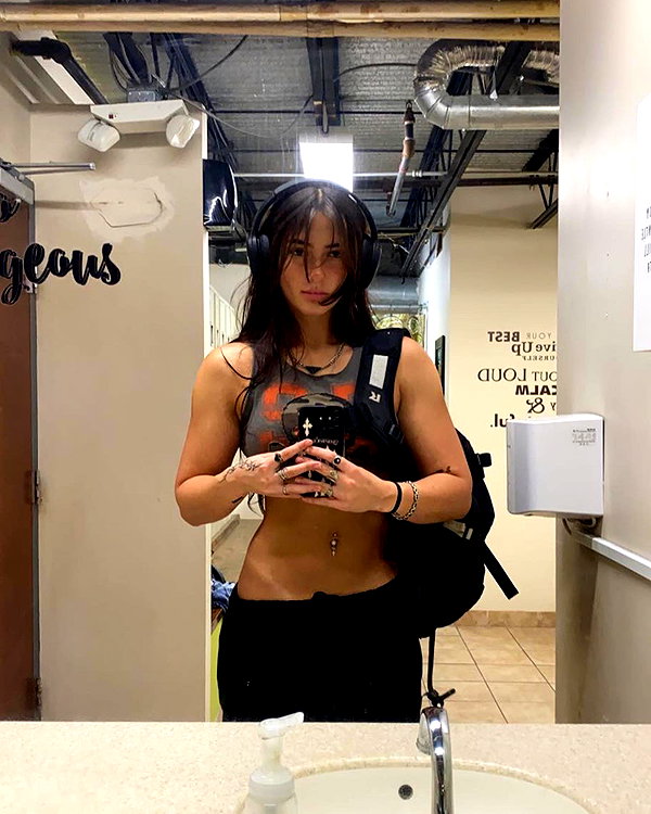 ellmari.e instagram image archive image