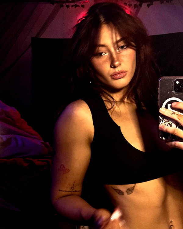 ellmari.e instagram image archive image