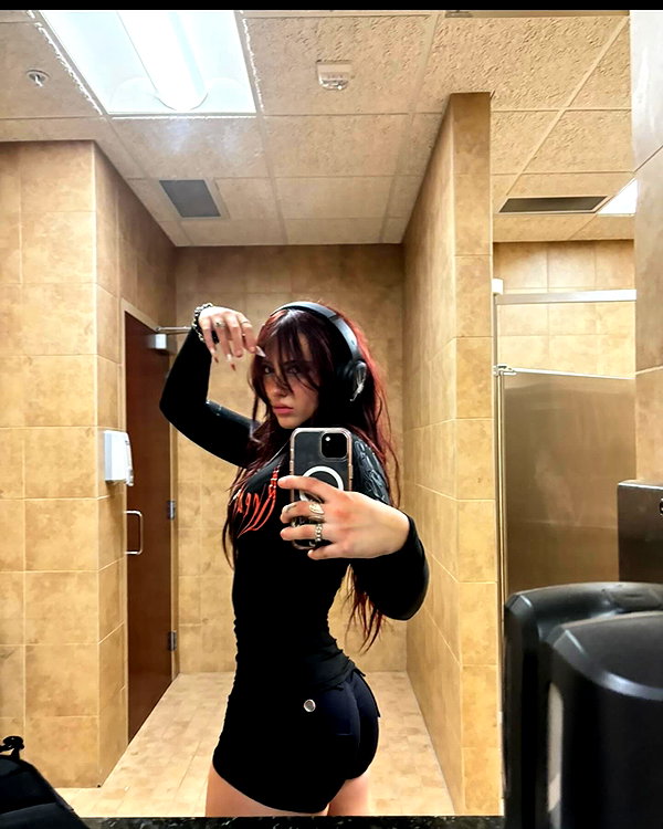ellmari.e instagram image archive image
