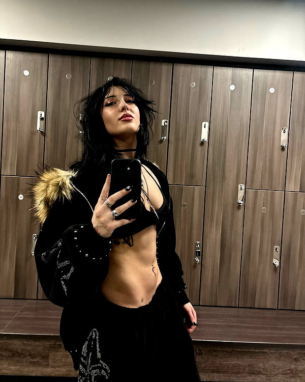 ellmari.e instagram image archive image