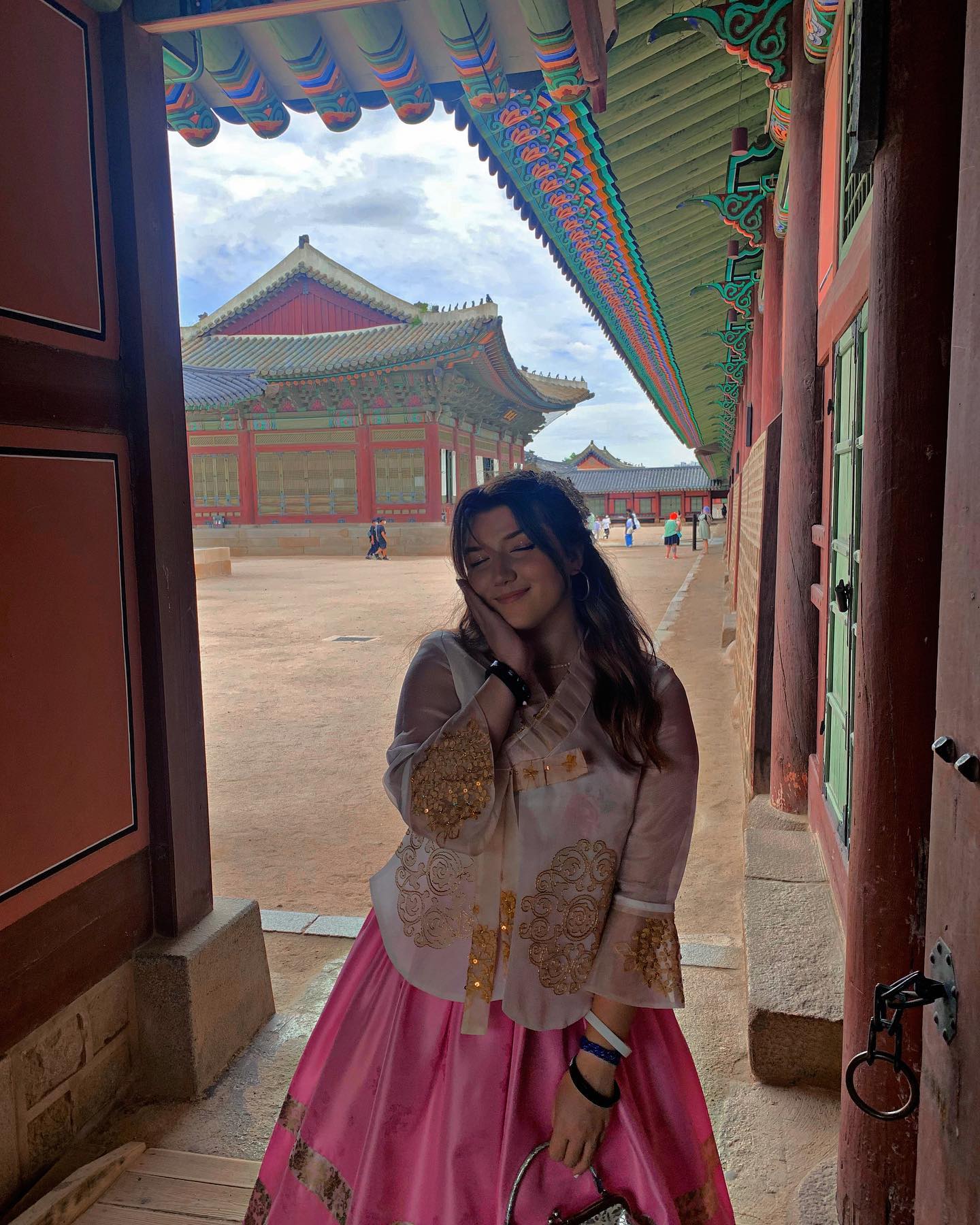 elsgatti instagram image archive image