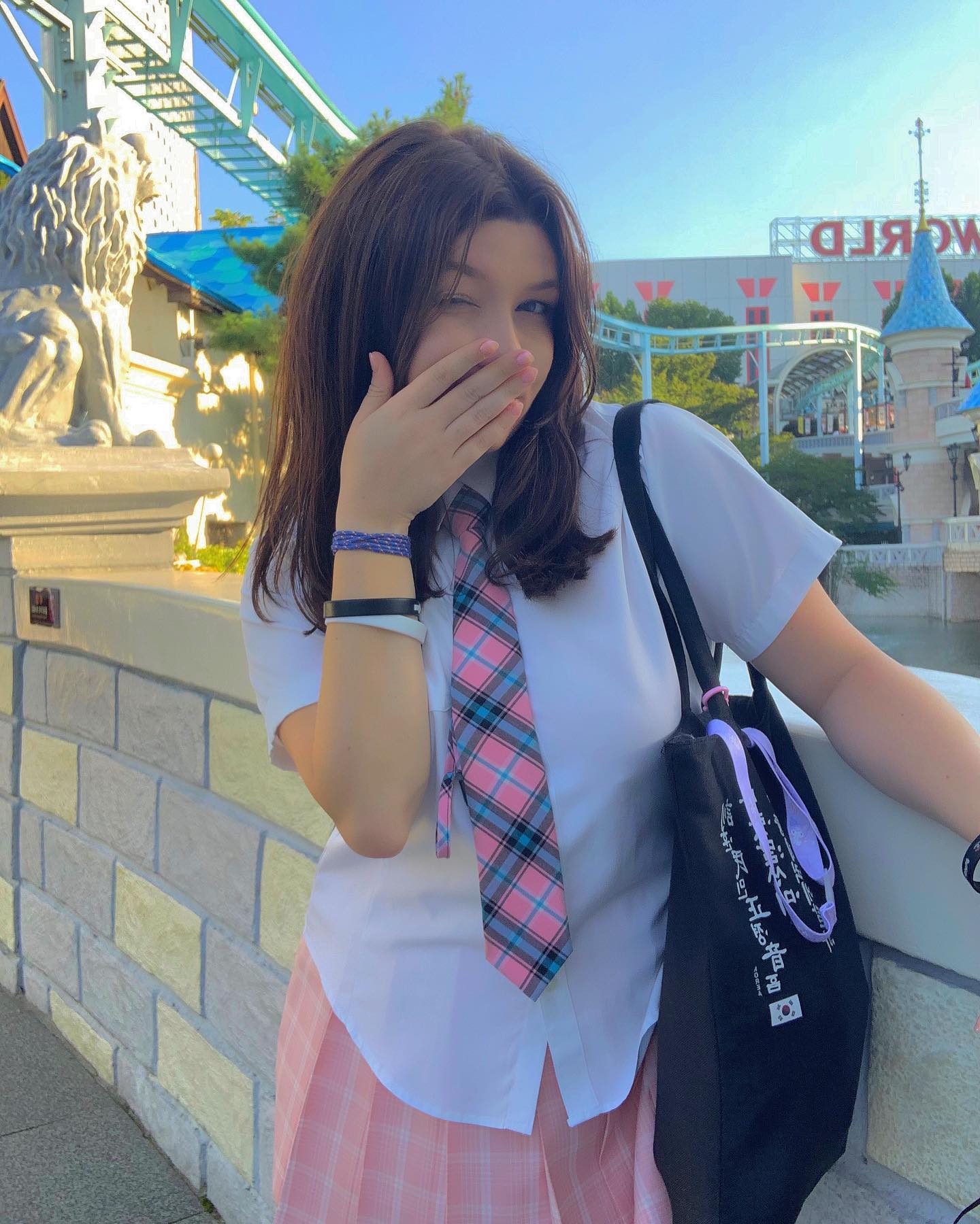 elsgatti instagram image archive image