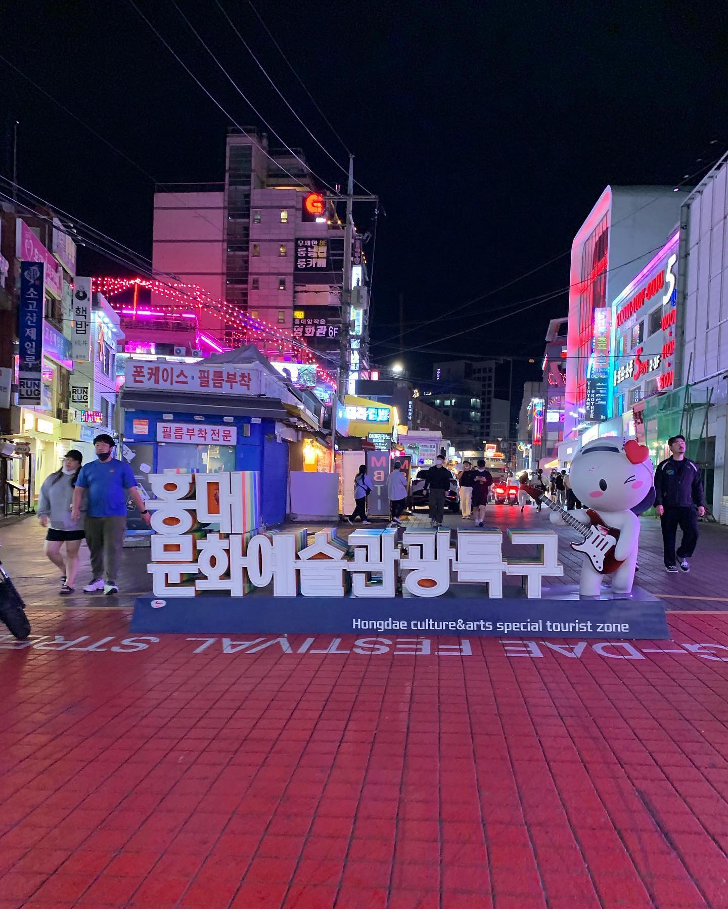 elsgatti instagram image archive image