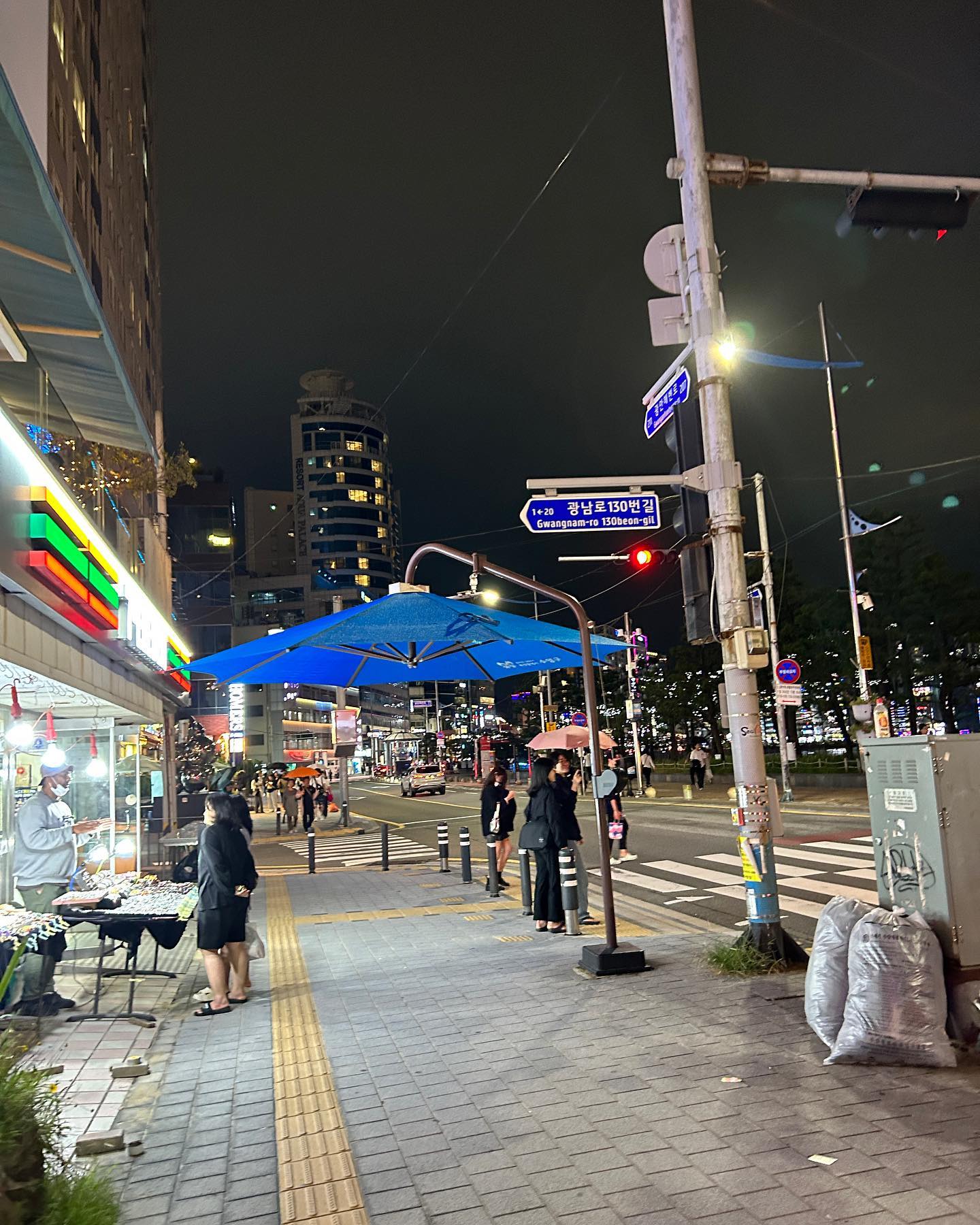 elsgatti instagram image archive image