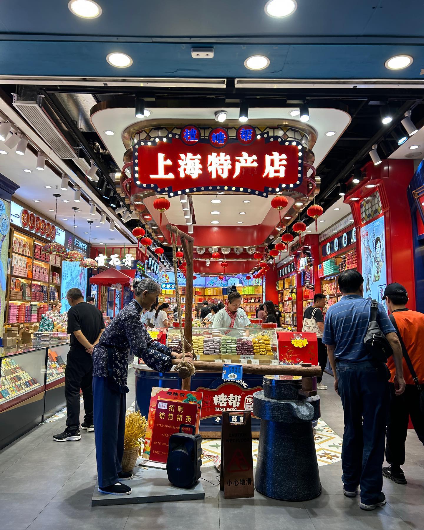 elsgatti instagram image archive image