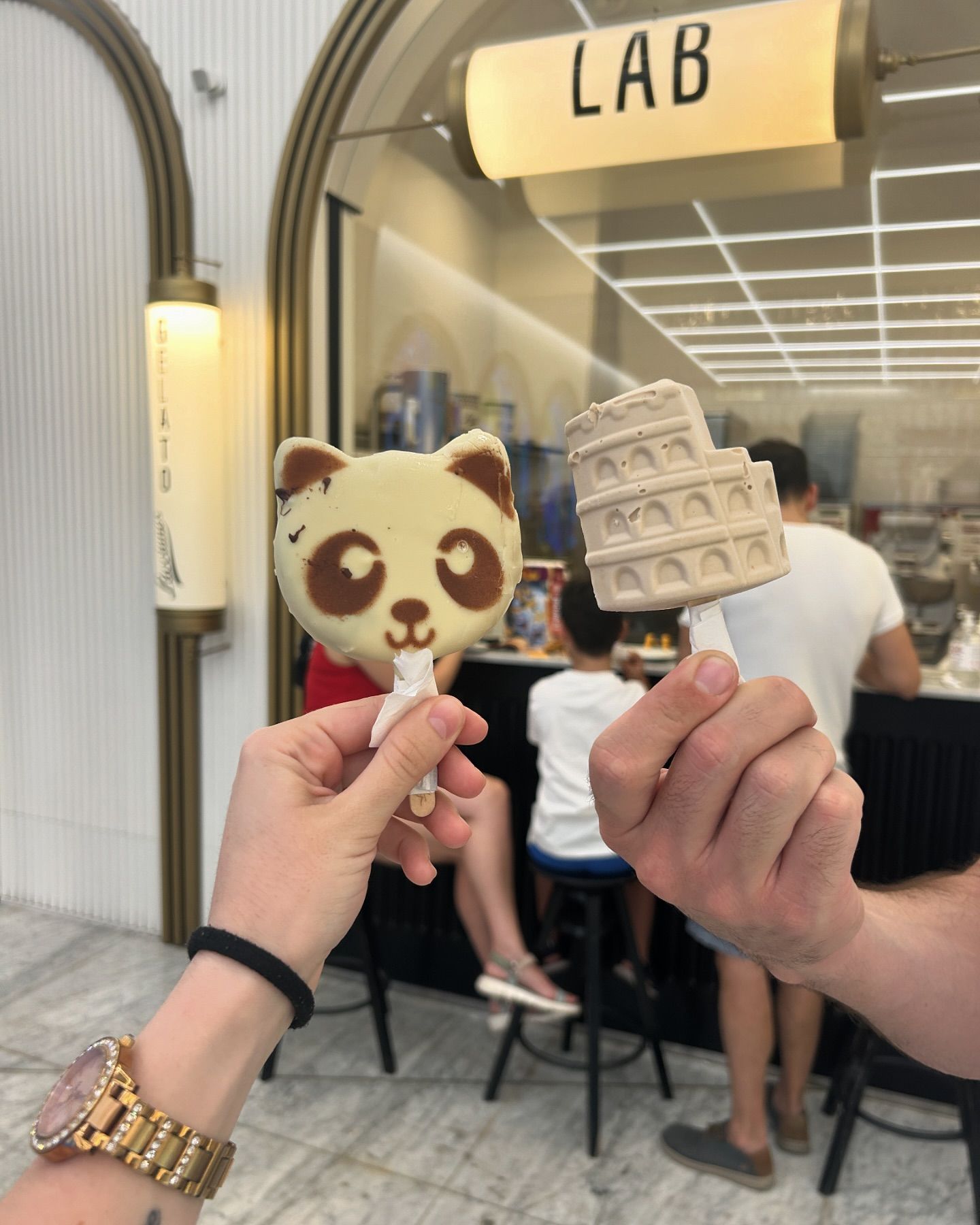 elsgatti instagram image archive image