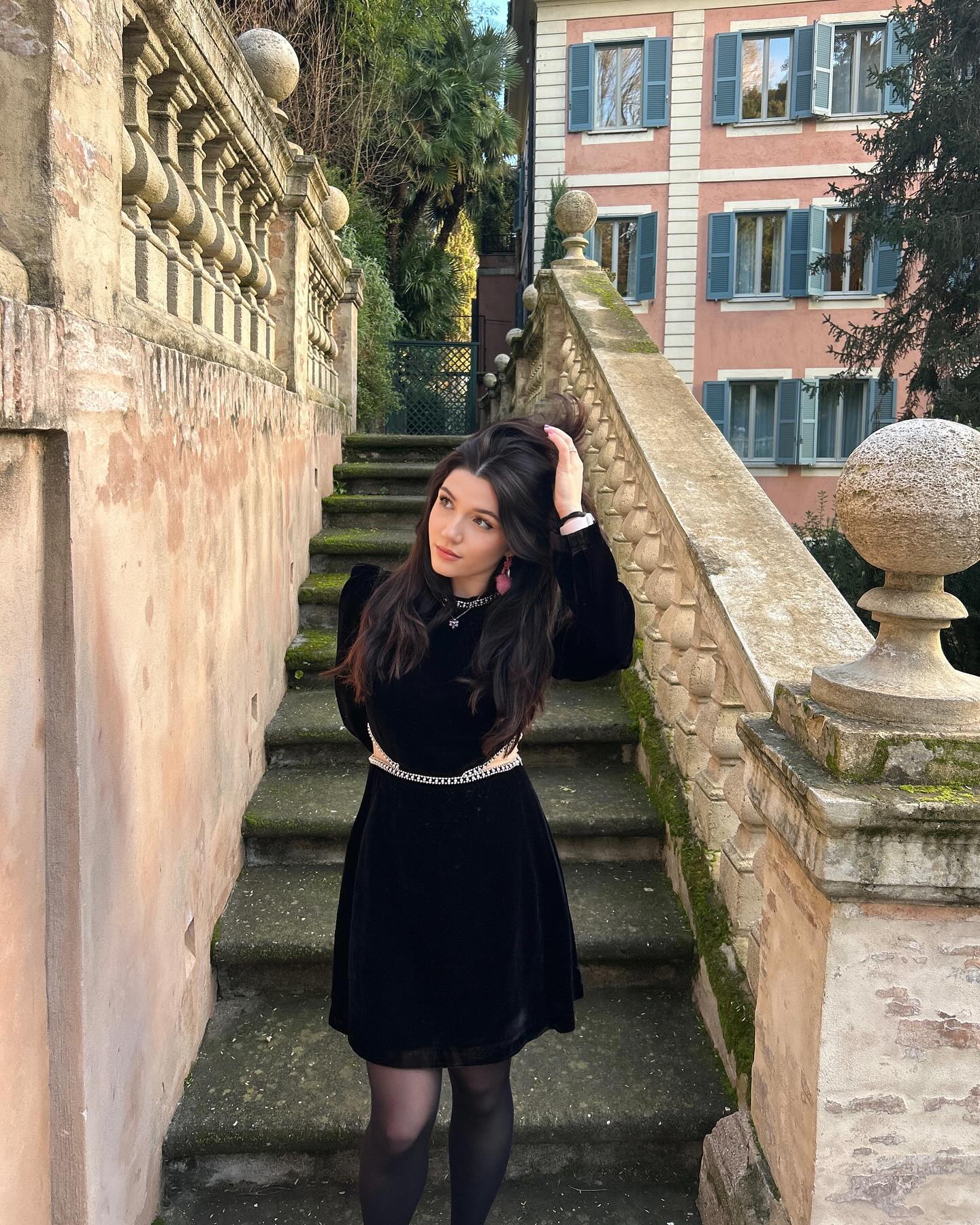 elsgatti instagram image archive image