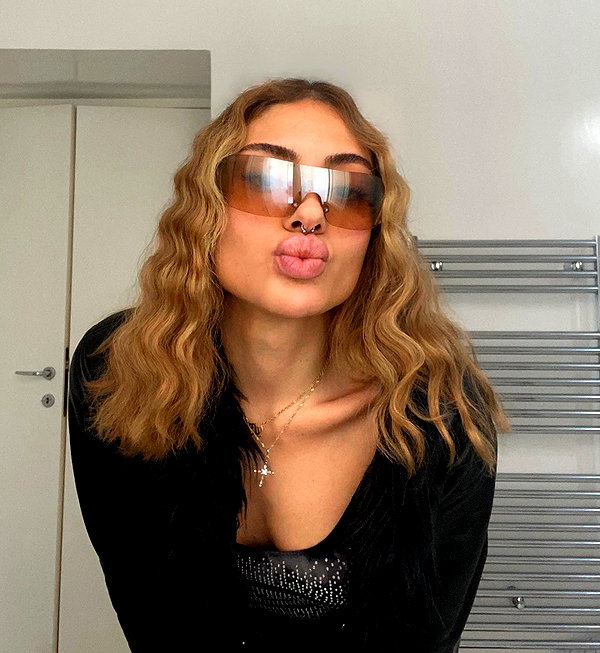 elymexx instagram image archive image