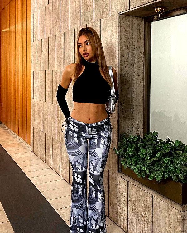 elymexx instagram image archive image