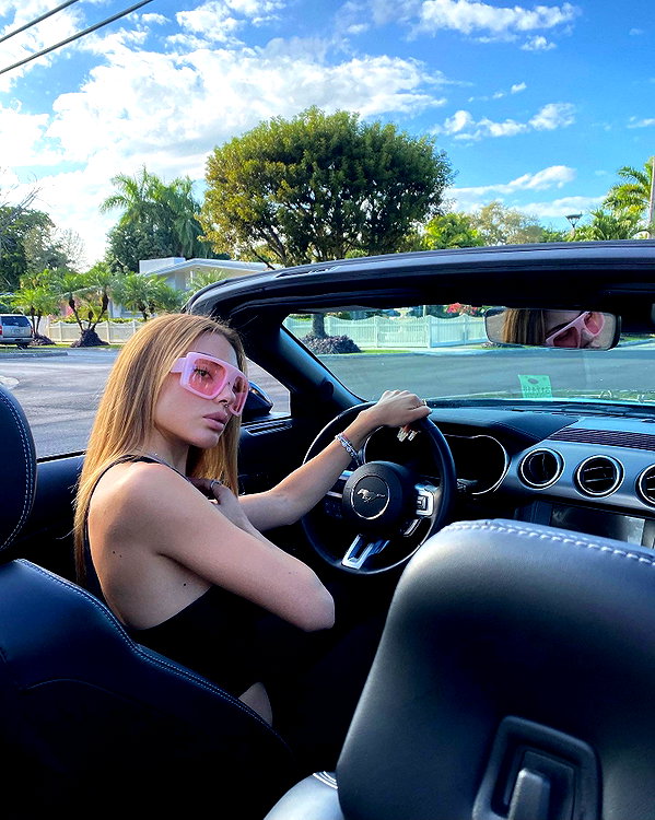 elymexx instagram image archive image