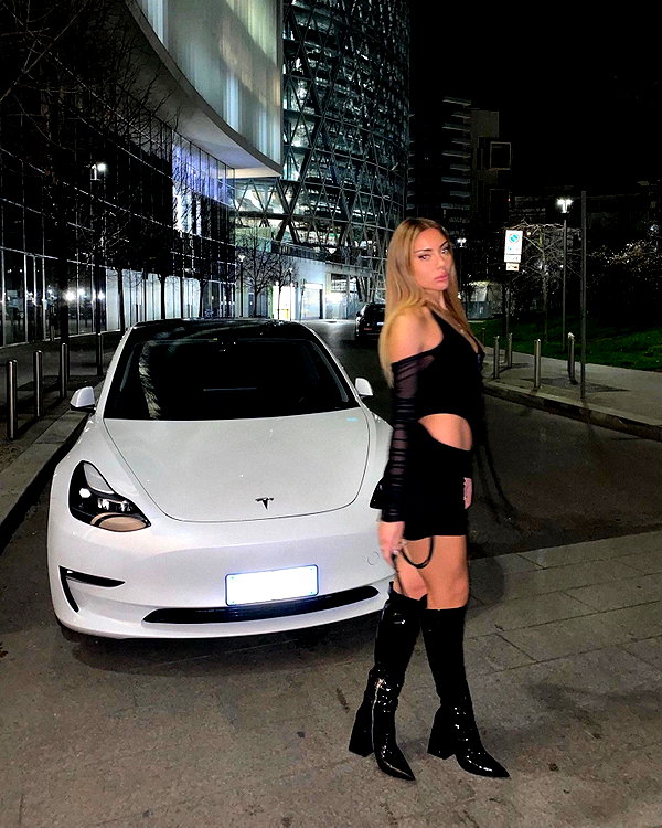 elymexx instagram image archive image